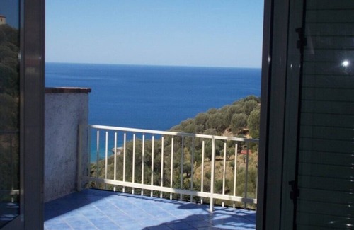 Marina di Pisciotta House | Foresta UNO