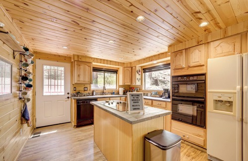 Christopher Creek Cabin | Forested Payson Cabin By Mogollon Rim: Hike & Play