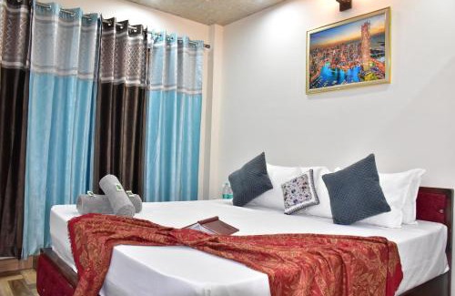 Kumarhatti Apartment | ForestVibe Kasauli l 1Km From Mall Road l Indoor Sitting Area and Restaurant l Kasauli By Splendid Hotels