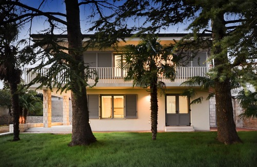 Portoroz Apartment | Forgotten Garden Villa