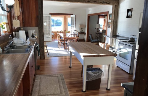 Chamberlain Cottage | Former B&B - now the whole home is available as a weekly rental