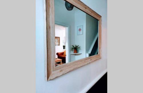 Bangor House | Former Quarryman’s 3-bed house 5 min to Zip World
