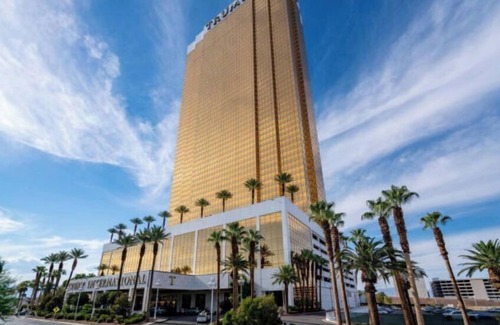Las Vegas Apartment | Formula One Racing, Nov. 16-18th, 2023, is a Five Minute Drive!