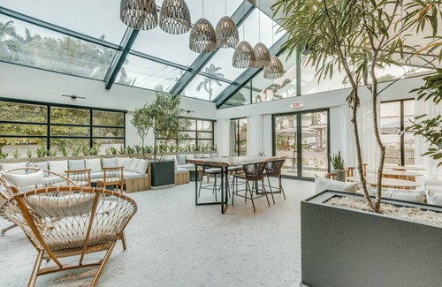 Fort George Hotel | Fort George Hotel & Spa