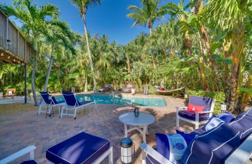 Fort Pierce House | Fort Pierce Cottage with Shared Pool and Patio!