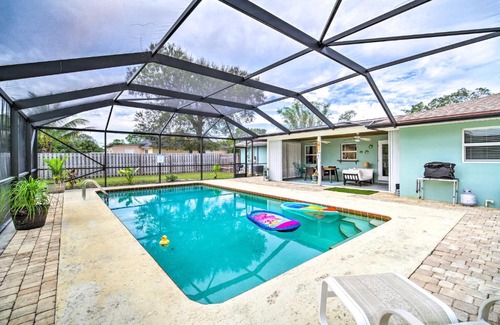 Lakewood Park House | Fort Pierce Retreat with Private Pool and Kayak!