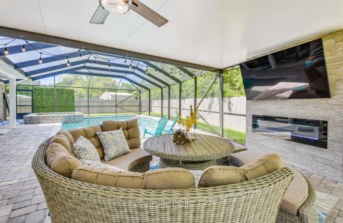 Ocean City House | Fort Walton Beach House Lanai with Saltwater Pool!