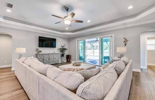 Ocean City House | Fort Walton Beach House Lanai with Saltwater Pool!