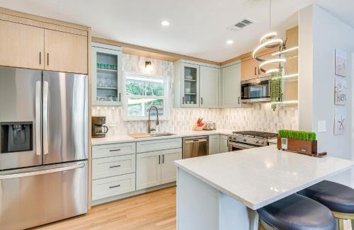 Fort Walton Beach House | Fort Walton Beach Home 3 Mi to Beach and Pier!