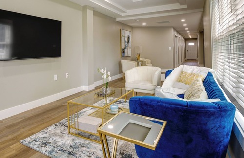 West Central Apartment | Fort Wayne Vacation Rental ~ 1 Mi to Main Street