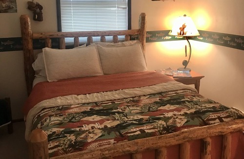 Pinedale Cabin | Fort William Guest Ranch