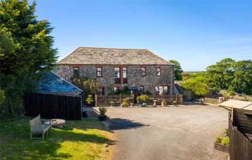 Hartland House | Fosfelle Cottages