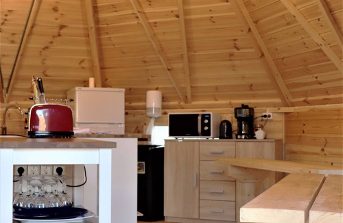 Borgarnes Cabin | Fossatún Camping Pods & cottages – Sleeping bag accommodation
