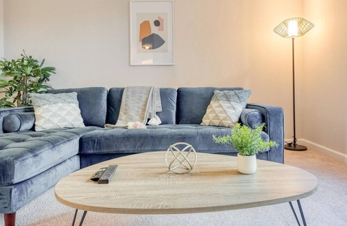 Foster City Apartment | Foster City 1 Bedroom with Lots of Amenities