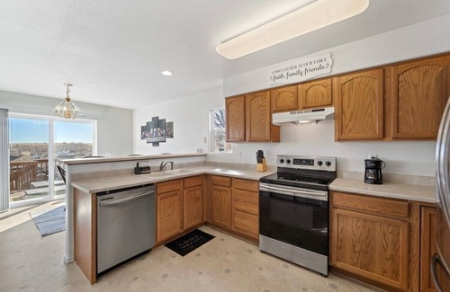 Fountain House | Fountain's Peaceful Home- 3BR