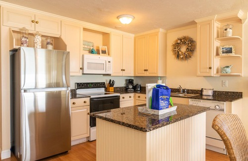 Ilexhurst House | Four Beach Lovers 1 | Beach Right At Your Door