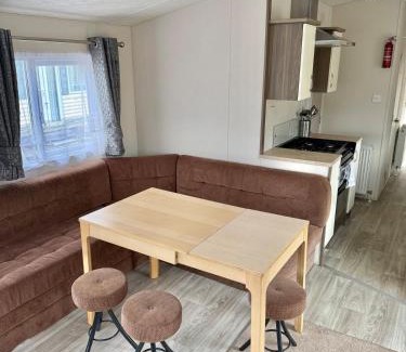 Glasgow Apartment | Four-bed Delta Caravan, Uddingston, Glasgow Located in Uddingston, Glasgow at Maryville Caravan Site