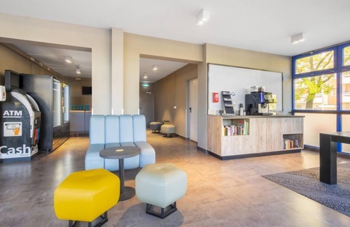 Suedvorstadt House | Four-bed room, shower, WC - a&o Dresden Hauptbahnhof