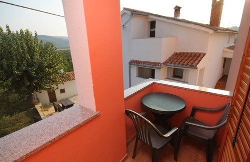 Brkac Apartment | Four-bedroom apartment with balcony Motovun - Bataji, Central Istria - Središnja Istra (A-7069-a)