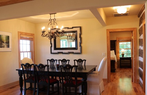 Caldwell House | Four Bedroom Cabin with View