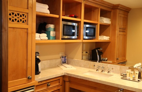 Deer Valley House | Four Bedroom Suite 4 Apartment Hotel by Redawning