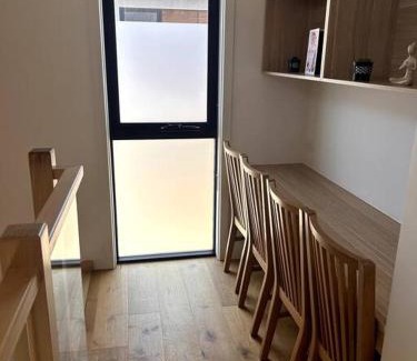 Port Melbourne Apartment | Four-Bedroom Town House in Port Melbourne