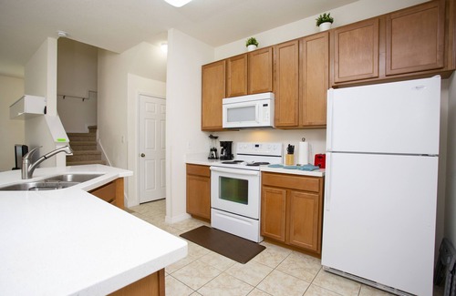 Bellavida House | Four Bedroom w/Screened Pool Close to Disney 4563