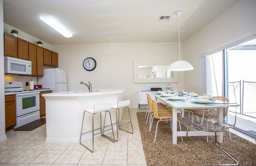 Bellavida House | Four Bedroom w/Screened Pool Close to Disney 4563