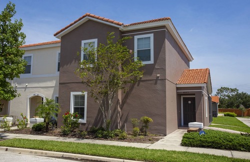 Bellavida House | Four Bedroom w/Screened Pool Close to Disney 4563