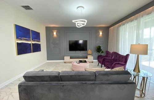 Four Corners House | Four Corners luxury home with WATER PARK and BBQ