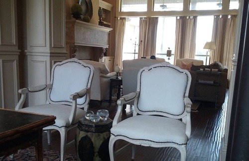 Covington House | Four Oaks, minutes to charming downtown Covington in secluded cul-de-sac.