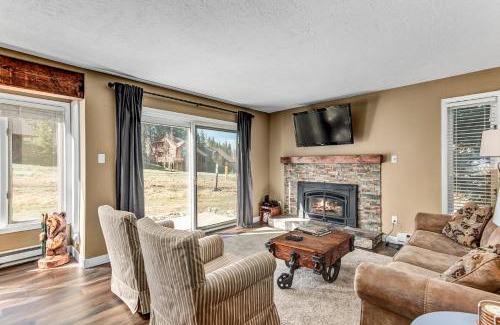 Four O'Clock House | Four OClock Lodge #21 by Great Western Lodging