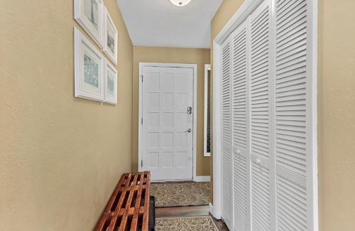 Four O'Clock House | Four OClock Lodge #21 by Great Western Lodging