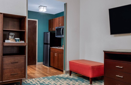 Dania Beach Hotel | Four Points by Sheraton Fort Lauderdale Airport - Dania Beach