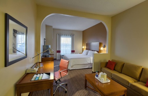Pineville Hotel | Four Points by Sheraton Charlotte - Pineville