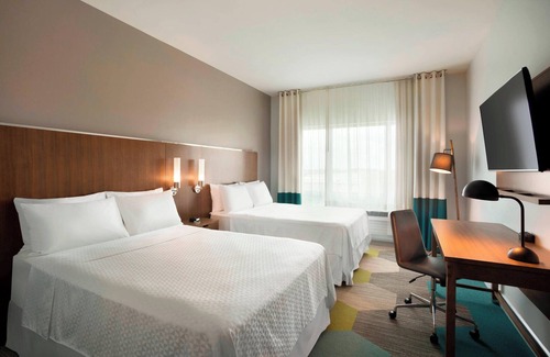 Ludlam Hotel | Four Points by Sheraton Miami Airport