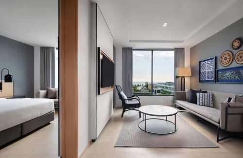 Patong Hotel | Four Points by Sheraton Phuket Patong Beach Resort