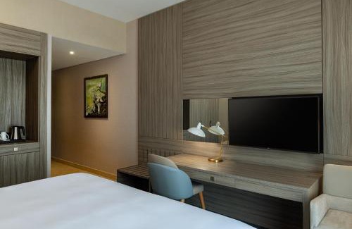 Dubai Production City Hotel | Four Points by Sheraton Production City, Dubai