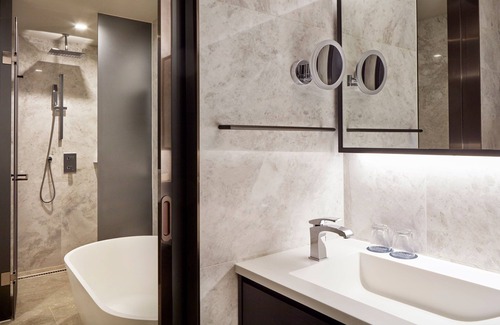 Gangnam Hotel | Four Points by Sheraton Seoul Gangnam