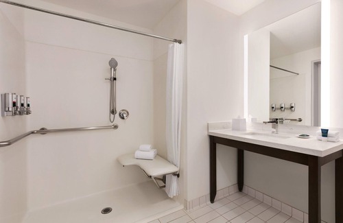 North Natomas Hotel | Four Points by Sheraton Sacramento International Airport