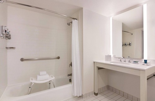 North Natomas Hotel | Four Points by Sheraton Sacramento International Airport