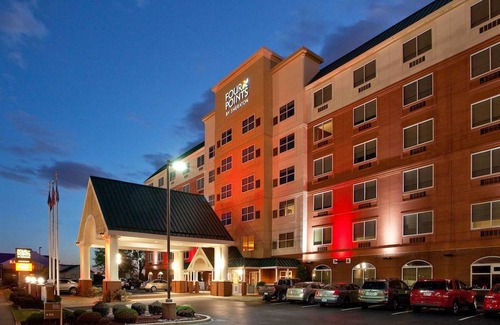 Fairgrounds Hotel | Four Points by Sheraton Louisville Airport