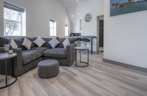 Tenby Apartment | Four Seasons - 1 Bedroom - Tenby