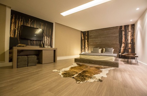Halat Hotel | Four Seasons Halat