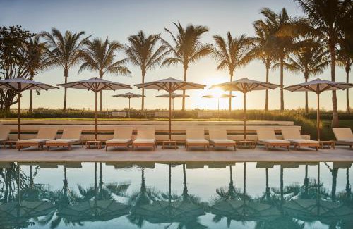 Surfside Hotel | Four Seasons Hotel at The Surf Club