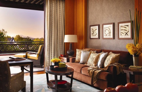 Xihu Hotel | Four Seasons Hotel Hangzhou at West Lake
