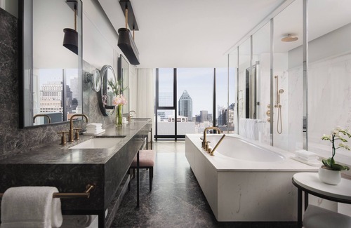 Downtown Montreal Hotel | Four Seasons Hotel Montreal
