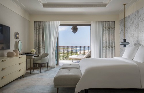 Jumeirah Hotel | Four Seasons Resort Dubai at Jumeirah Beach