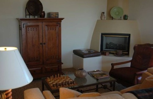 Troon North Resort | Four Seasons Scottsdale Two Bedroom October 7 - 14, 2022 $3,400