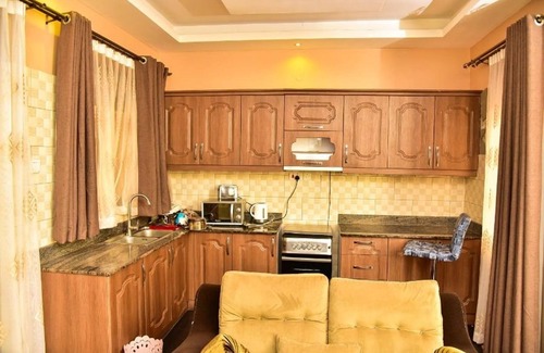 Kampala Apartment | Four Vins Hotel & Apartments